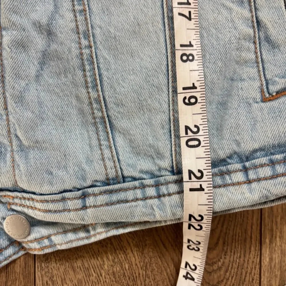 Universal Thread Sherpa Lined Trucker Denim Jacket M